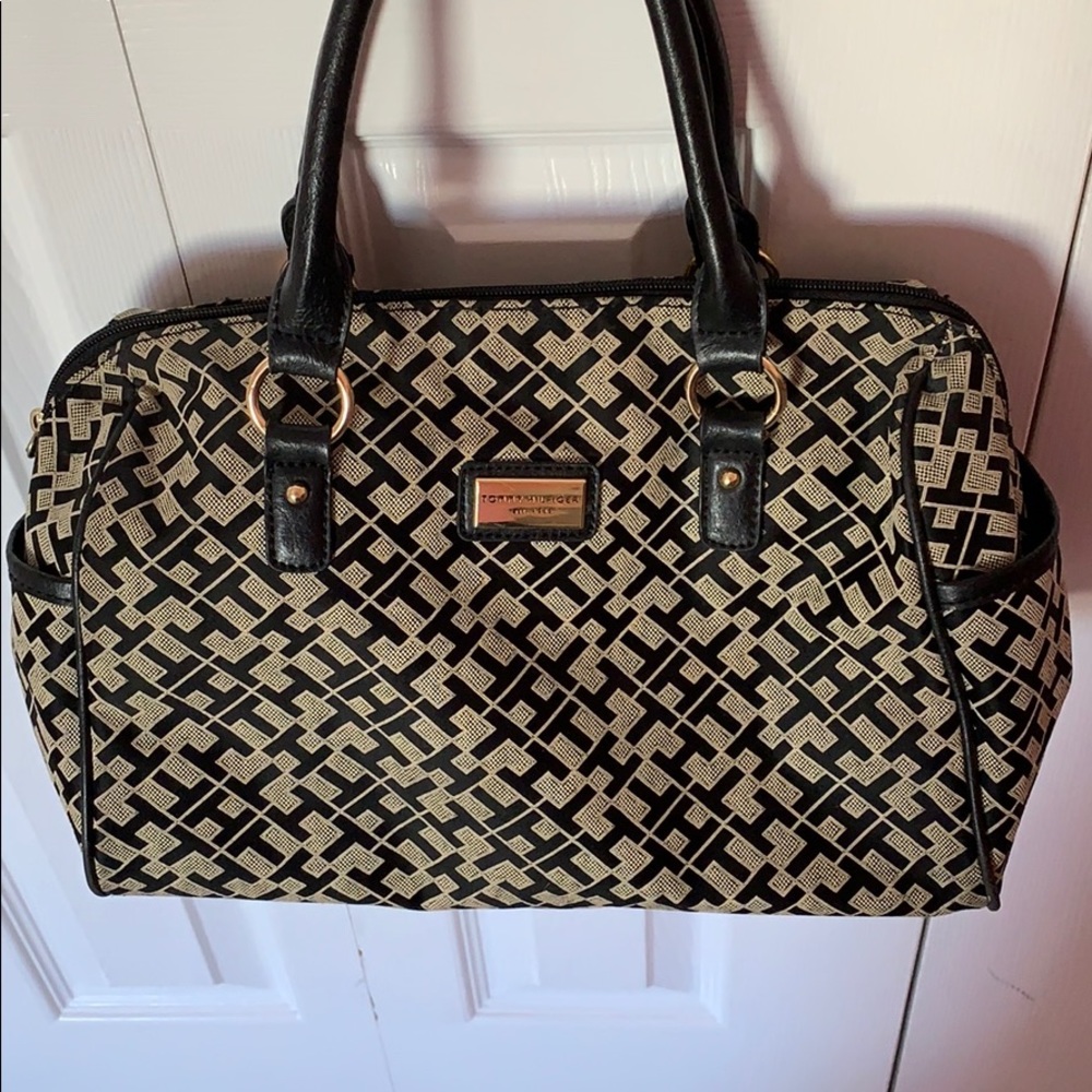 🍂Tommy Hilfiger Handbag🍂